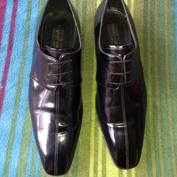 Louis Vuitton Men Black Patent Lace-up Shoes LV8